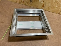 Schneider electric thorsman vloerdoos - afbeelding 9 van  12