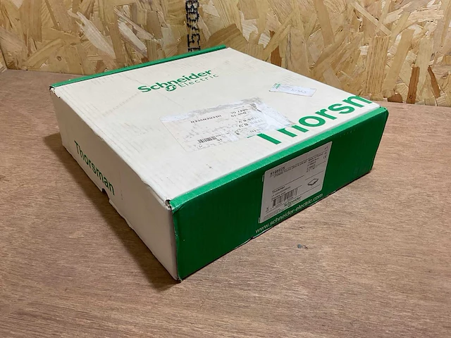 Schneider electric thorsman vloerdoos - afbeelding 12 van  12
