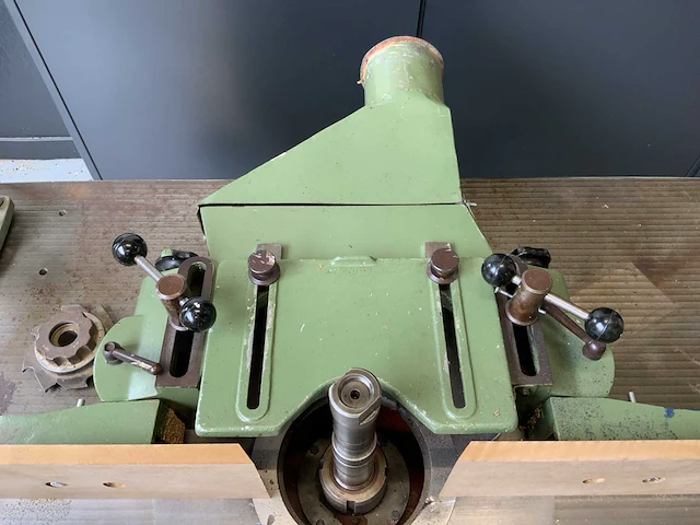 Schneider kantenfreesmachine - afbeelding 12 van  15