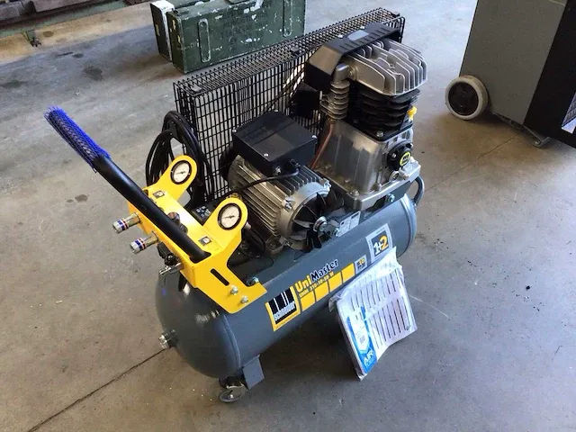 Schneider luchtcompressor - afbeelding 1 van  12