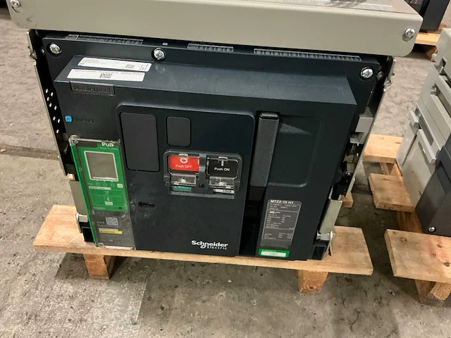 Schneider mtz2-10 h1 circuit breaker - afbeelding 2 van  5