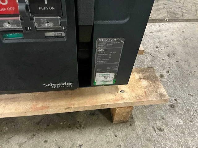 Schneider mtz2-12 h1 circuit breaker - afbeelding 4 van  5