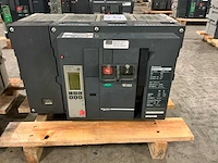 Schneider nw16 h2 circuit breaker - afbeelding 2 van  5