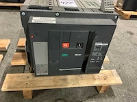 Schneider nw25 h2 circuit breaker - afbeelding 2 van  4