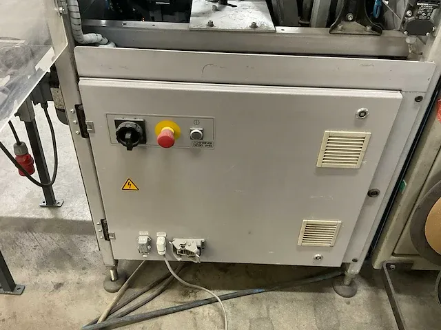 Schneider ozga ssb 2200.1 l omsnoeringsmachine - afbeelding 3 van  14