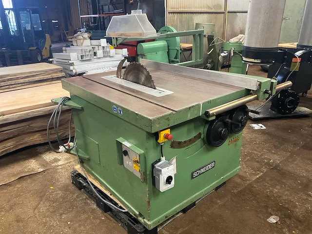 Schneider tafelcirkelzaagmachine - afbeelding 1 van  4