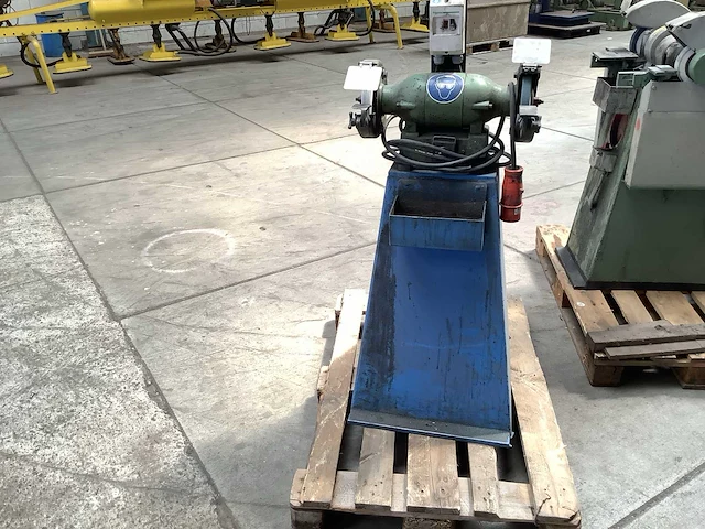 Schneider werkbankslijpmachine - afbeelding 1 van  5
