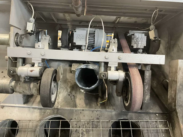 Schoenmakersmachine - afbeelding 3 van  9