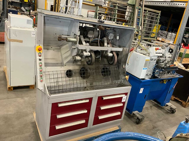 Schoenmakersmachine - afbeelding 3 van  10