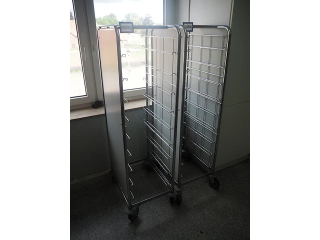Scholl - afbeelding 1 van  4