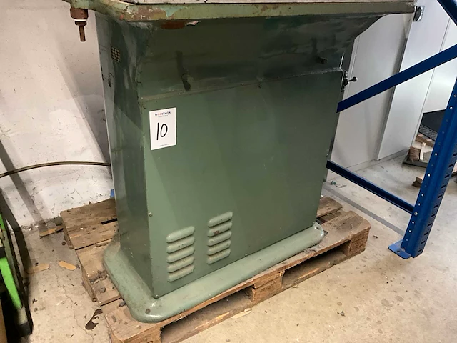 Schön zwenkarm stansmachine - afbeelding 6 van  8