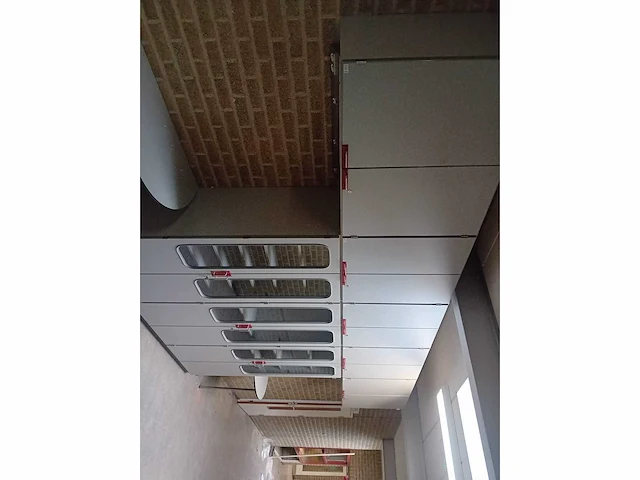 Schoolinventaris natuur/scheikunde lokaal - afbeelding 8 van  23