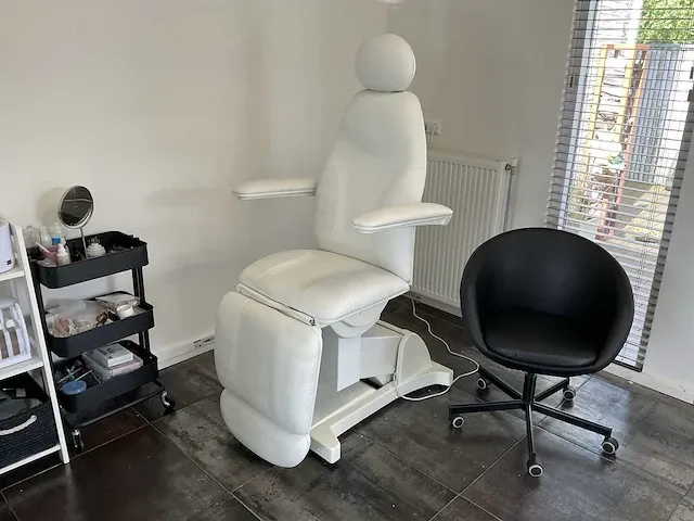 Schoonheidssalon inrichting - afbeelding 7 van  14