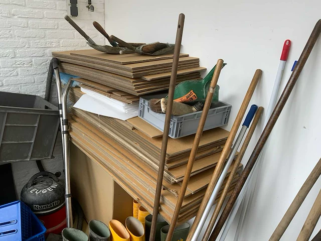 Schoonmaak gerei - afbeelding 5 van  8