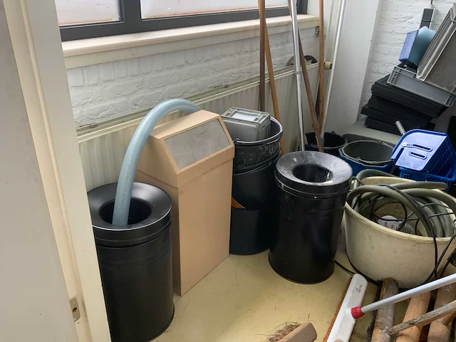 Schoonmaak gerei - afbeelding 8 van  8