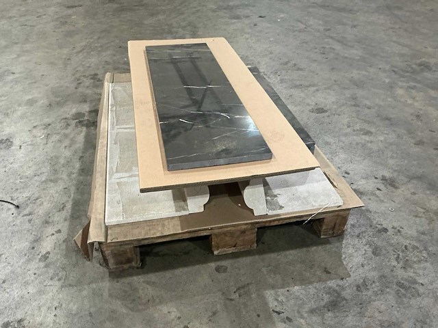 Schoorsteen monument - afbeelding 3 van  3