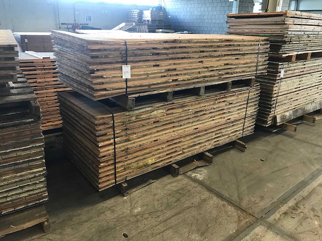 Schottenkeet buitenwand (23x) - afbeelding 1 van  2