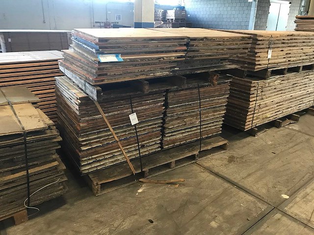 Schottenkeet buitenwand (46x) - afbeelding 1 van  2