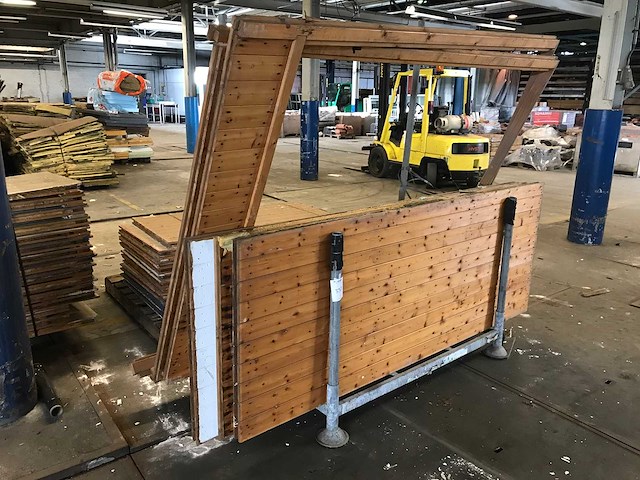 Schottenkeet buitenwanden en binnendeurkozijnen (6x) - afbeelding 1 van  2