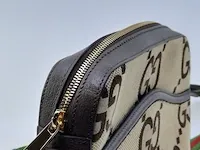 Schoudertas gucci, gg supreme messenger crossbody - afbeelding 9 van  13