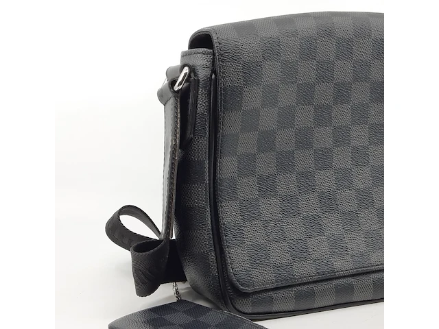 Schoudertas, louis vuitton, district pm messenger bag - afbeelding 10 van  15