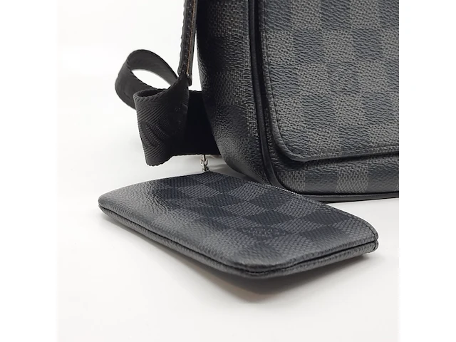 Schoudertas, louis vuitton, district pm messenger bag - afbeelding 11 van  15