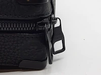 Schoudertas, louis vuitton, mini soft trunk black bag - afbeelding 3 van  13