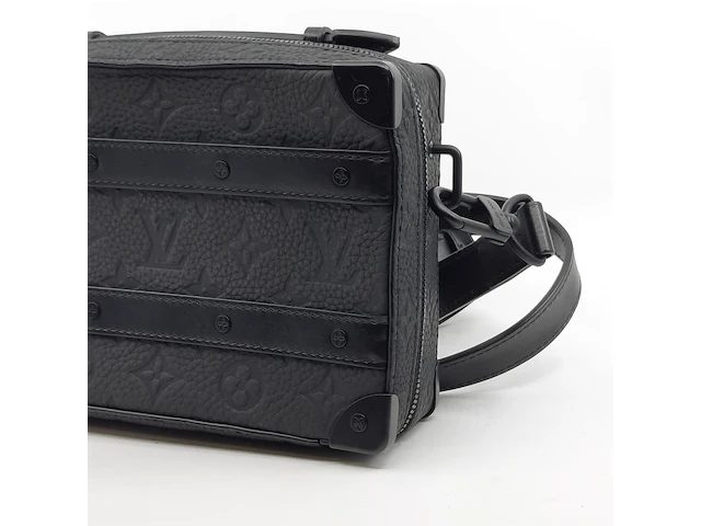 Schoudertas, louis vuitton, mini soft trunk black bag - afbeelding 6 van  13