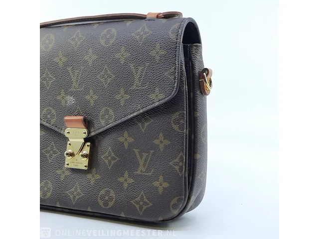 Schoudertas louis vuitton, pochette mentis - afbeelding 9 van  16