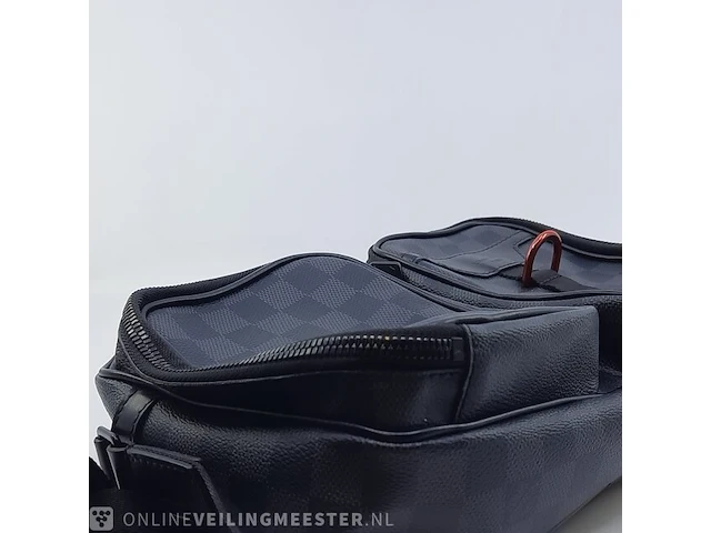 Schoudertas louis vuitton, utility messenger d-grap bagmb2290 - afbeelding 2 van  10
