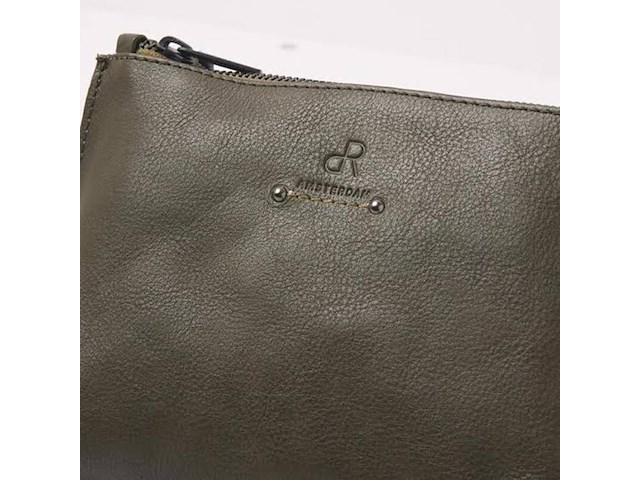 Schoudertasje dr amsterdam, tampa, olive, crossbody - afbeelding 4 van  5