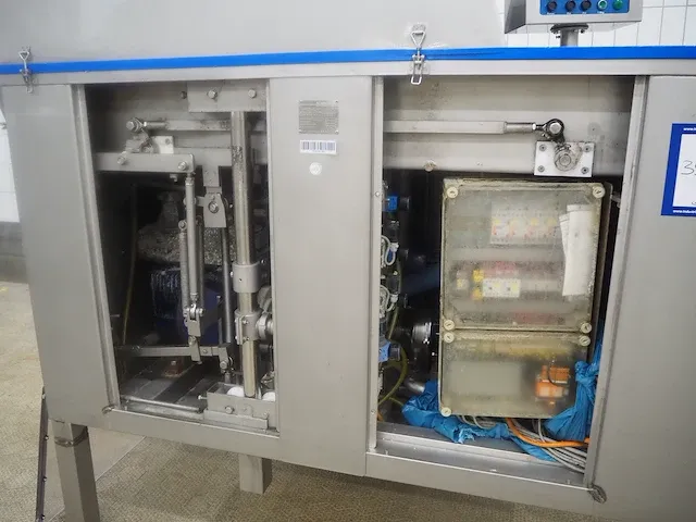 Schrӧder maschinenbau gmbh - afbeelding 8 van  24