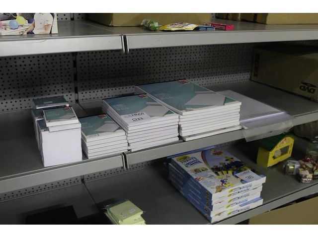 Schrijfblokken soho in diverse maten en kubusvulling. totaal circa 30 stuks - afbeelding 2 van  3