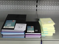 Schrijfboekjes met harde kaft soho in diverse maten en zelfklevende memo's - afbeelding 1 van  2