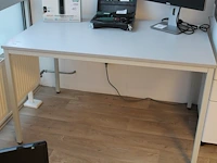 Schrijftafel 80 x 120 x 72 cm. - afbeelding 1 van  1