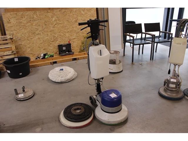 Schrob- / boenmachine floorpul flp 154. - afbeelding 2 van  2