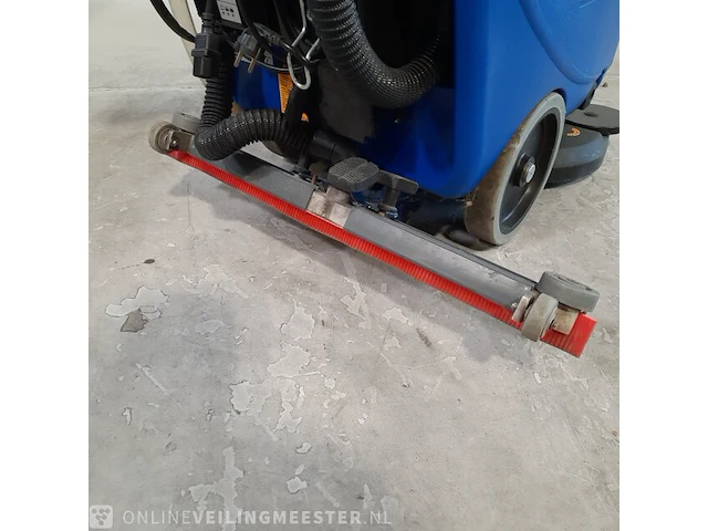 Schrob-zuigmachine nilfisk alto, scrubtec 343.2b combi - afbeelding 5 van  16
