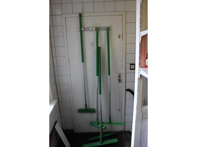 Schrobbers en trekkers 5 stuks. - afbeelding 2 van  2