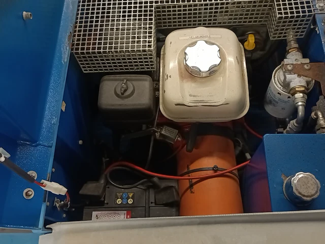 Schrobmachine, bluq, 2013 - afbeelding 4 van  17