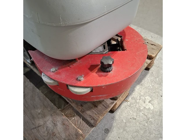 Schrobmachine, comac, abila 17e, 2009 - afbeelding 6 van  15