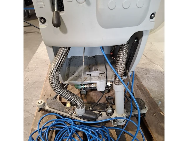 Schrobmachine, comac, abila 17e, 2009 - afbeelding 13 van  15