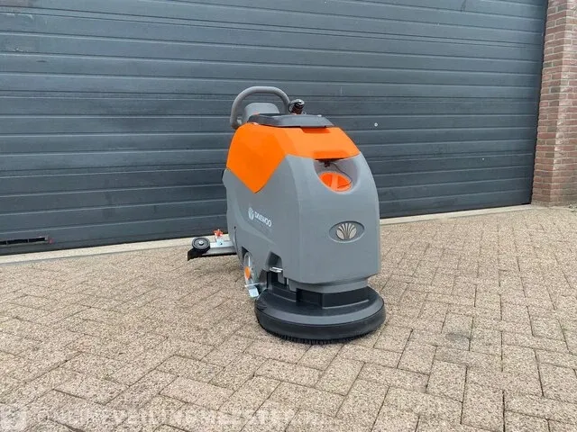 Schrobmachine daewoo, dafl50a, bouwjaar 2023 - afbeelding 1 van  7