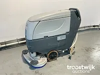 Schrobmachine zelfrijdend - afbeelding 1 van  9
