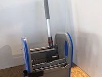 Schrobzuigmachine, kerapoxy cleaner, epoxy gel en mop persen, mapei ultracare - afbeelding 8 van  17