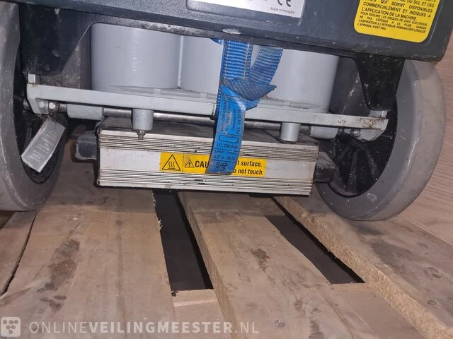 Schrobzuigmachine nilfisk, sc351 scrubber-dryer full pkg, blauw - afbeelding 13 van  14