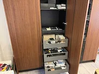 Schröder - showroomkeuken met kastenwand - afbeelding 5 van  23