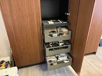 Schröder - showroomkeuken met kastenwand - afbeelding 6 van  23
