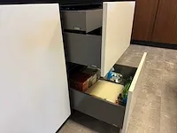 Schröder - showroomkeuken met kastenwand - afbeelding 21 van  23