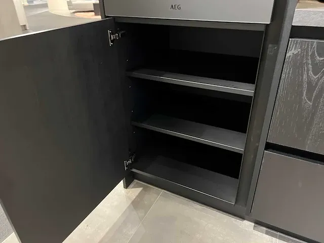 Schroder - showroomkeuken - afbeelding 11 van  37