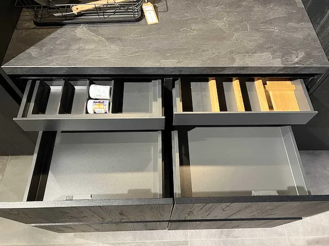 Schroder - showroomkeuken - afbeelding 19 van  37